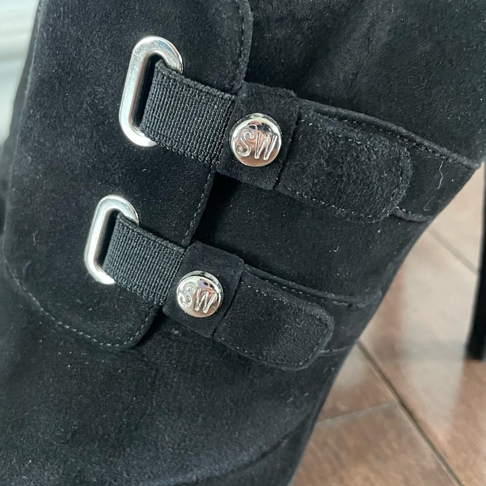 Stuart Weitzman Black Suede Buckle Pumps - Size 8 - Picture 9 of 12